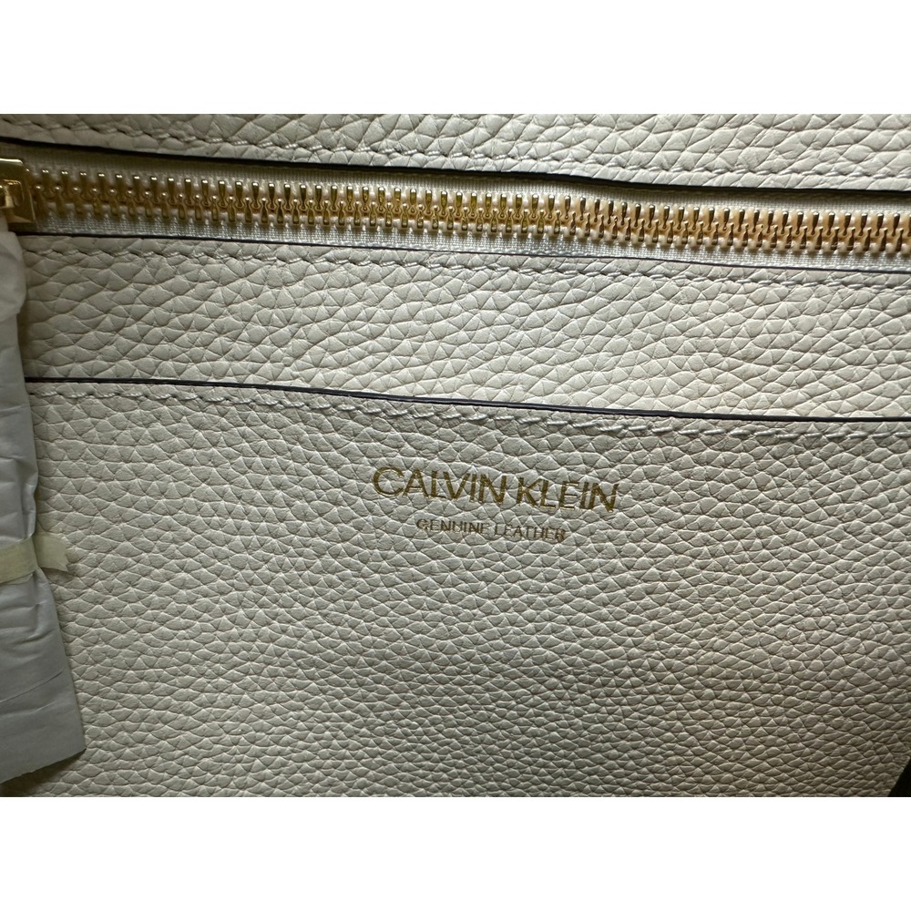 Calvin Klein Tote Larissa White Large NWT Leather Crossbody Handbag - Picture 7 of 11